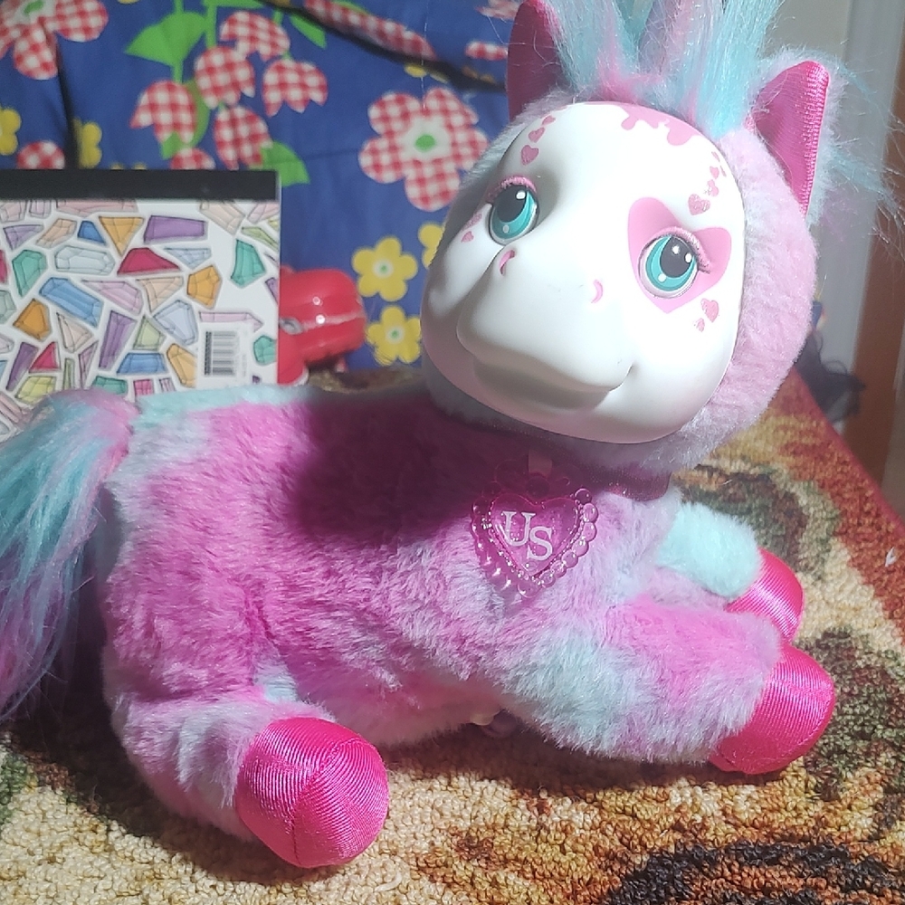 Lola"s Surprise Pink and Blue Plush Unicorn Toy With 3 Babies GC